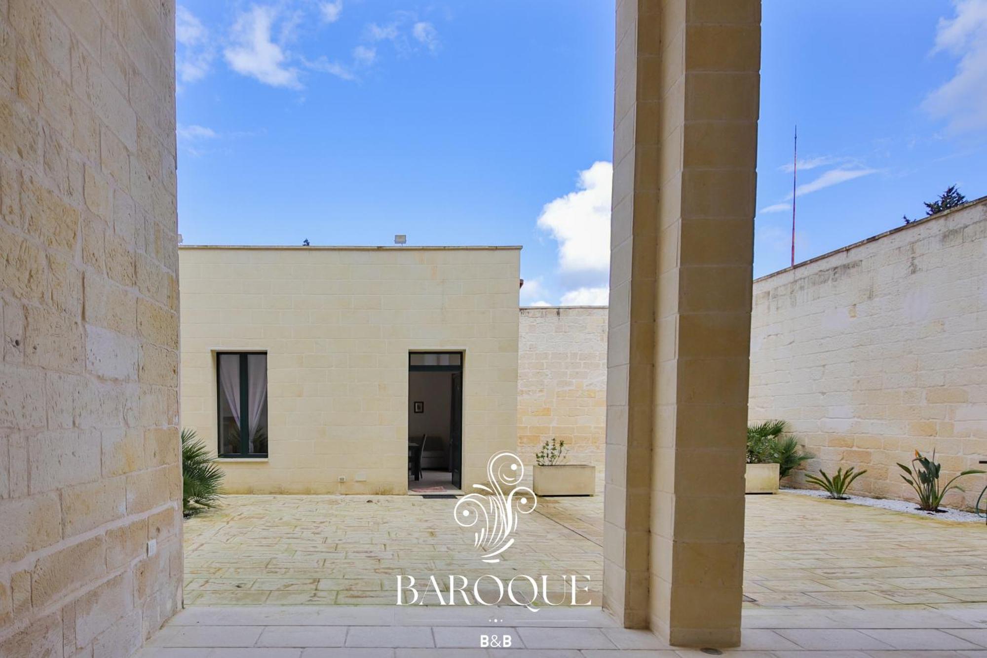 Baroque B&B Лечче Экстерьер фото
